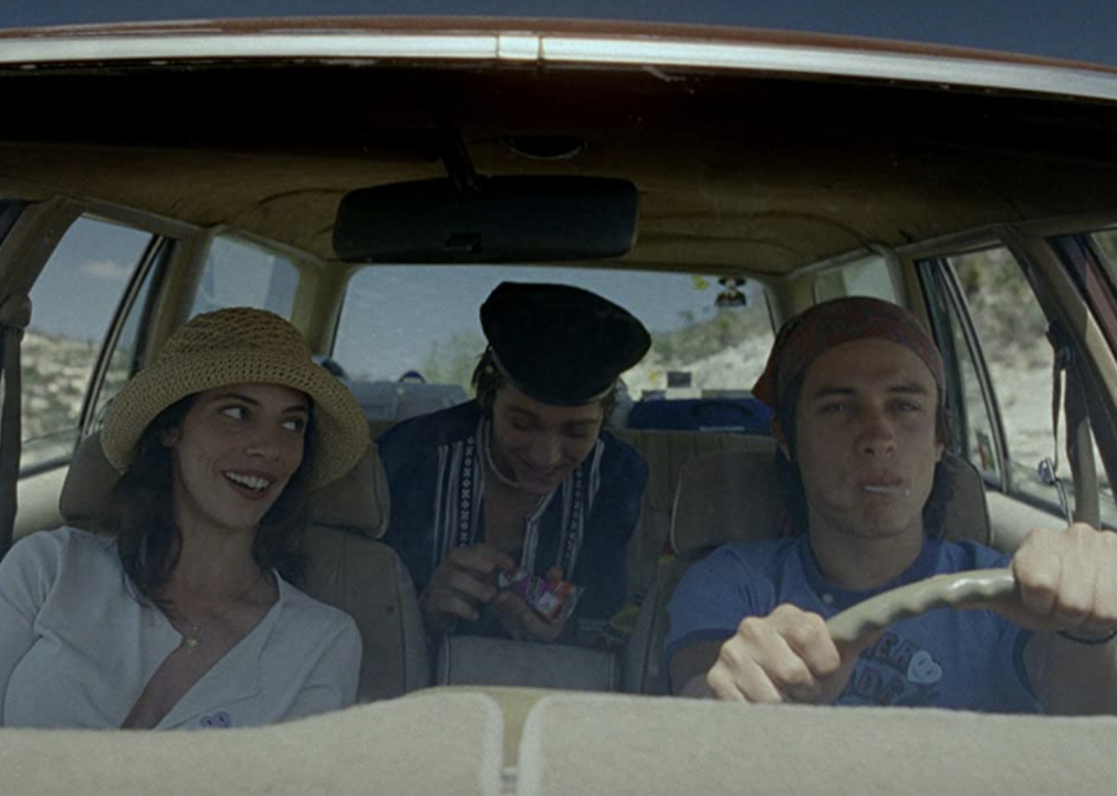 #29. Y Tu Mamá También (2001)
